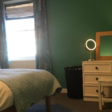 Bright Moments Holiday Home Beverley Extérieur photo