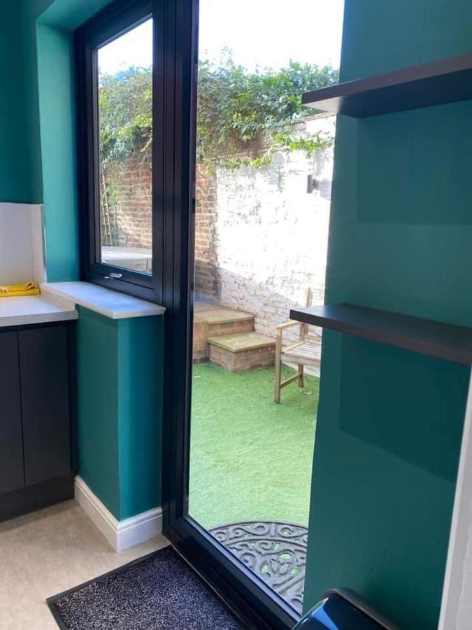Bright Moments Holiday Home Beverley Extérieur photo