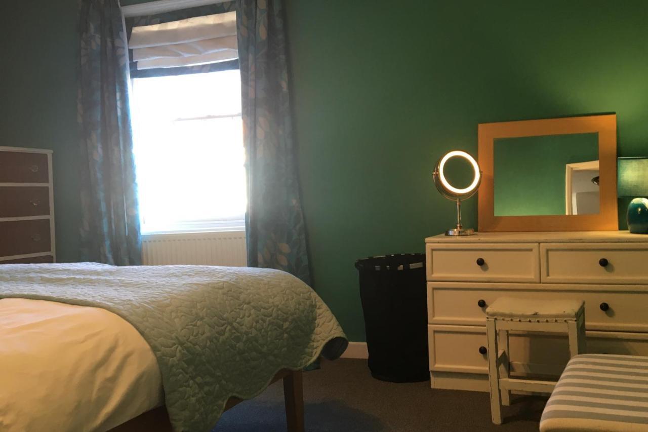 Bright Moments Holiday Home Beverley Extérieur photo