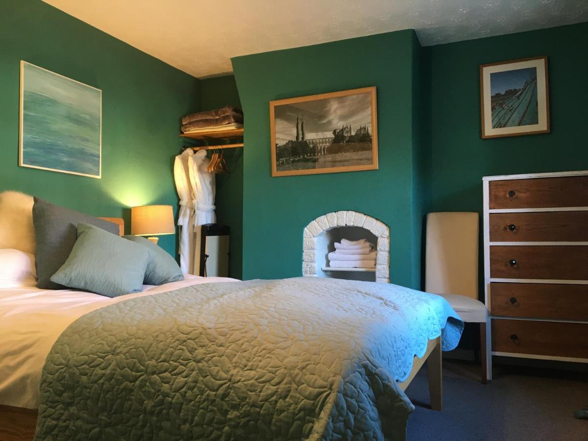 Bright Moments Holiday Home Beverley Extérieur photo