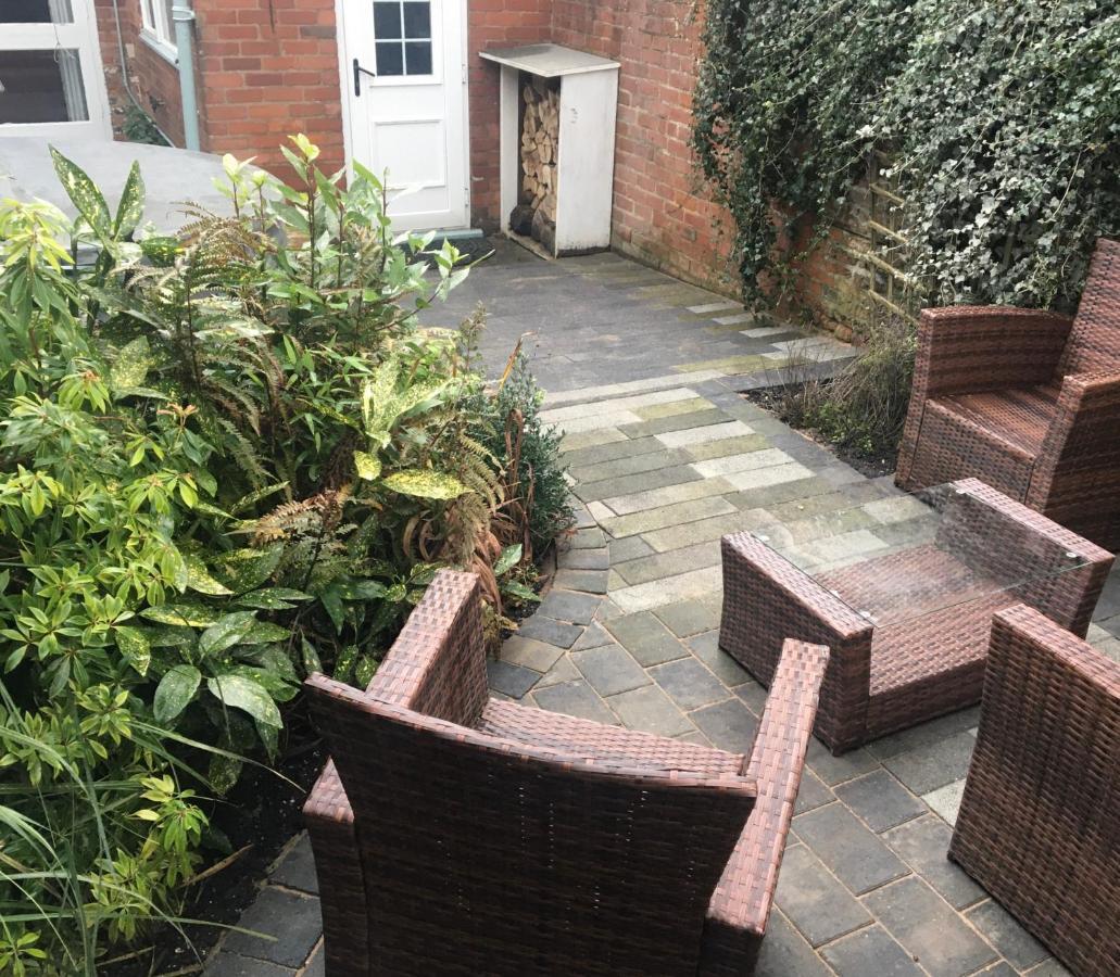 Bright Moments Holiday Home Beverley Extérieur photo