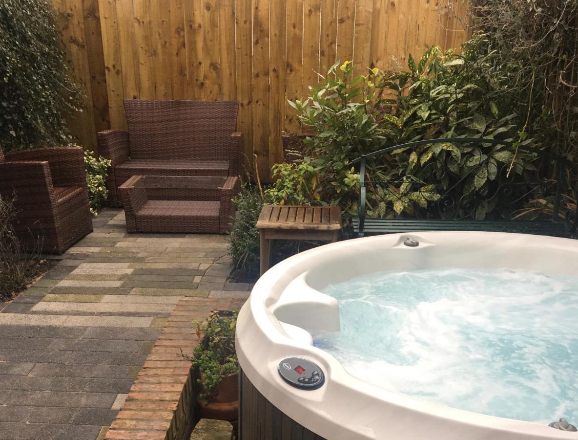 Bright Moments Holiday Home Beverley Extérieur photo