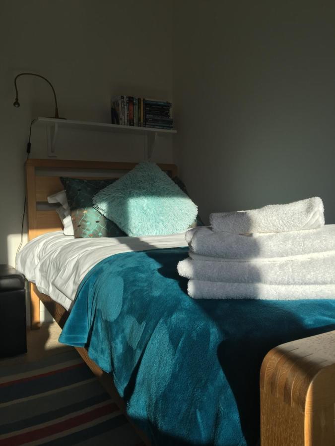 Bright Moments Holiday Home Beverley Extérieur photo